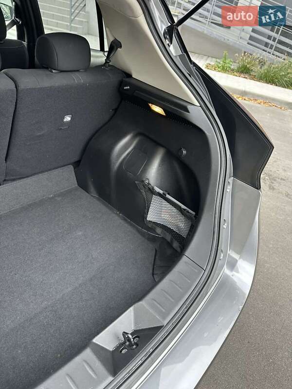 Хэтчбек Nissan Leaf 2019 в Фастове