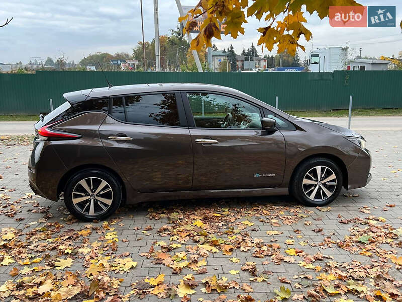 Хэтчбек Nissan Leaf 2019 в Львове фото 14 Хэтчбек Nissan Leaf 2019 в Львове