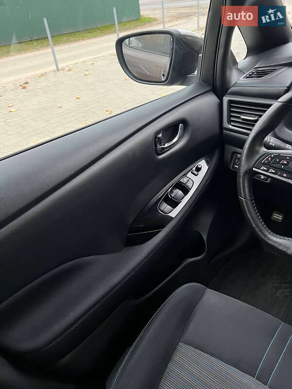 Хэтчбек Nissan Leaf 2019 в Львове фото 51 Хэтчбек Nissan Leaf 2019 в Львове