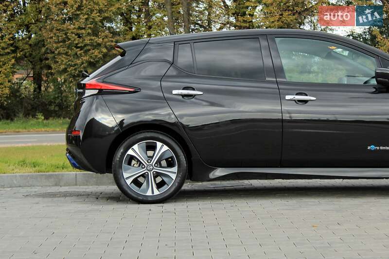 Хэтчбек Nissan Leaf 2019 в Виннице фото 21 Хэтчбек Nissan Leaf 2019 в Виннице