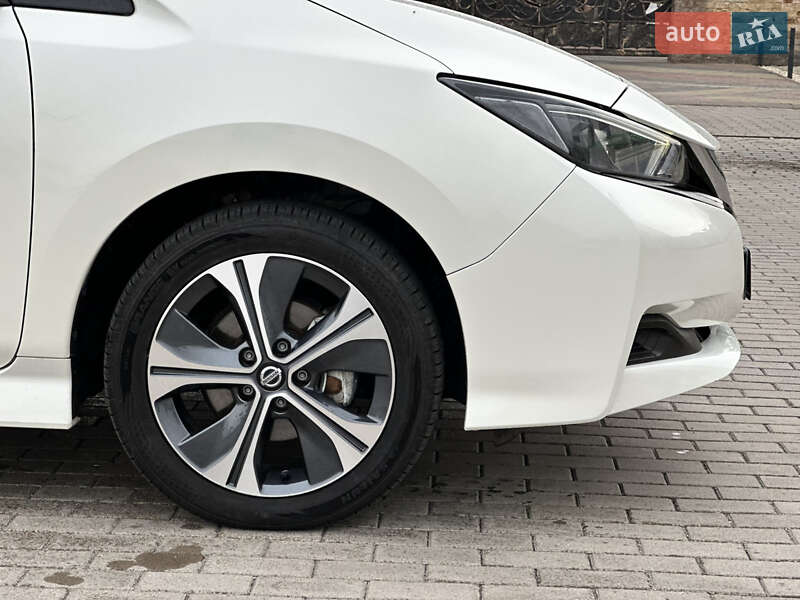 Хетчбек Nissan Leaf 2019 в Рівному