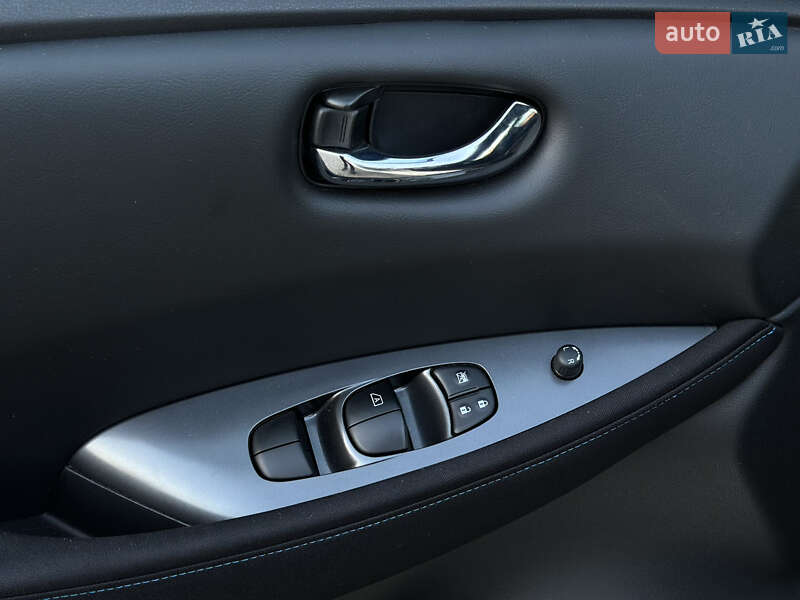 Хетчбек Nissan Leaf 2019 в Рівному