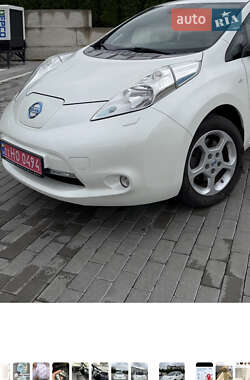 Хетчбек Nissan Leaf 2014 в Рівному