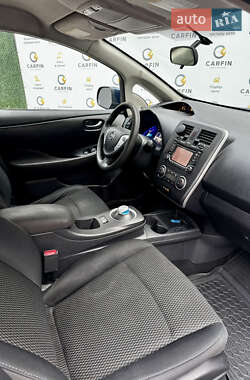 Хэтчбек Nissan Leaf 2016 в 