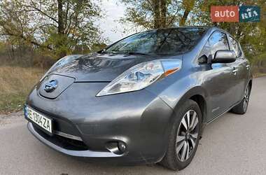 Хэтчбек Nissan Leaf 2014 в 