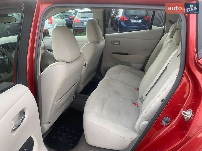 Хэтчбек Nissan Leaf 2013 в Луцке фото 10 Хэтчбек Nissan Leaf 2013 в Луцке