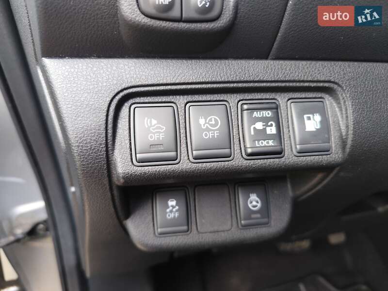 Хэтчбек Nissan Leaf 2016 в Ровно