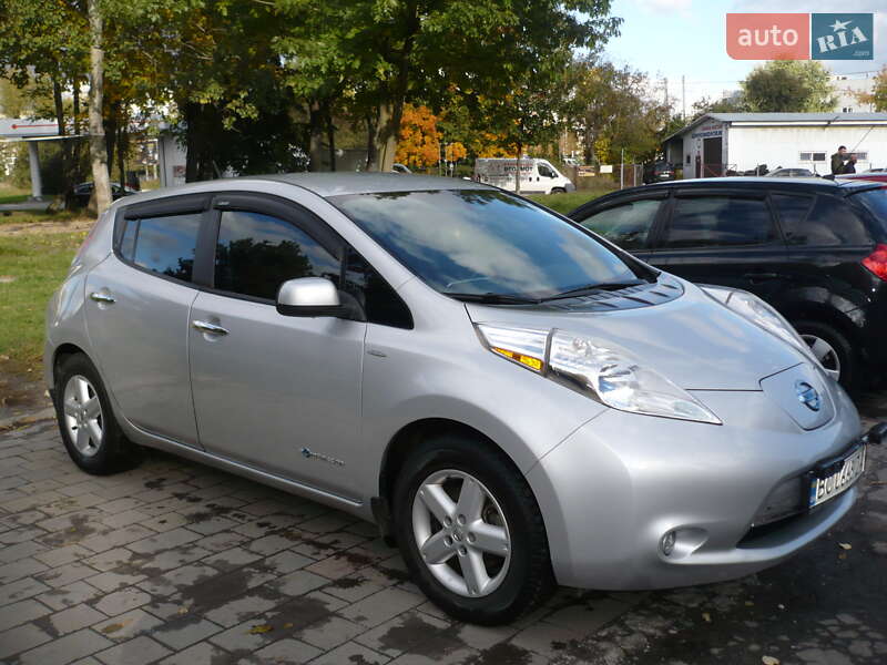 Хетчбек Nissan Leaf 2013 в Львові