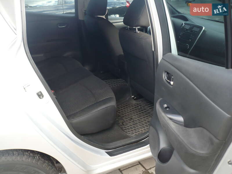 Хетчбек Nissan Leaf 2013 в Львові