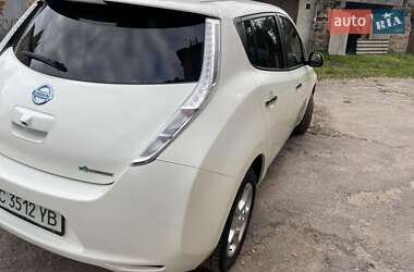 Хетчбек Nissan Leaf 2017 в  фото 7 Хетчбек Nissan Leaf 2017 в