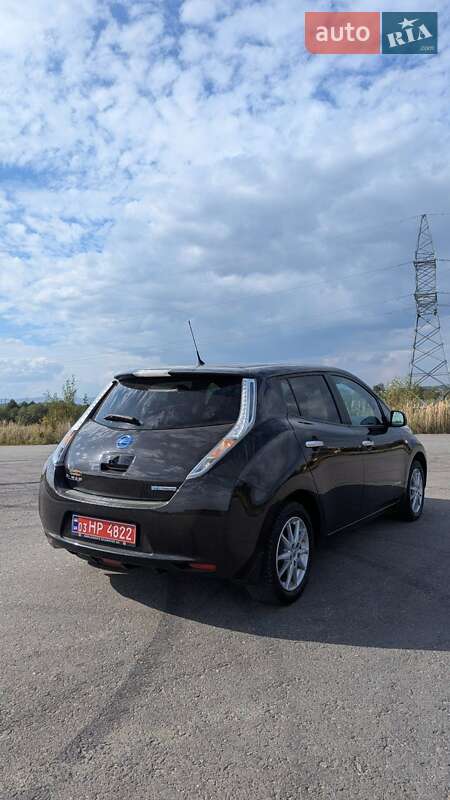 Хетчбек Nissan Leaf 2016 в Дрогобичі