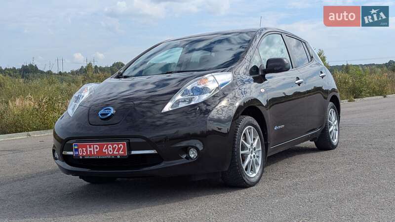 Хетчбек Nissan Leaf 2016 в Дрогобичі