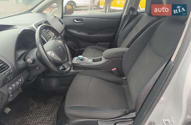 Хетчбек Nissan Leaf 2014 в 