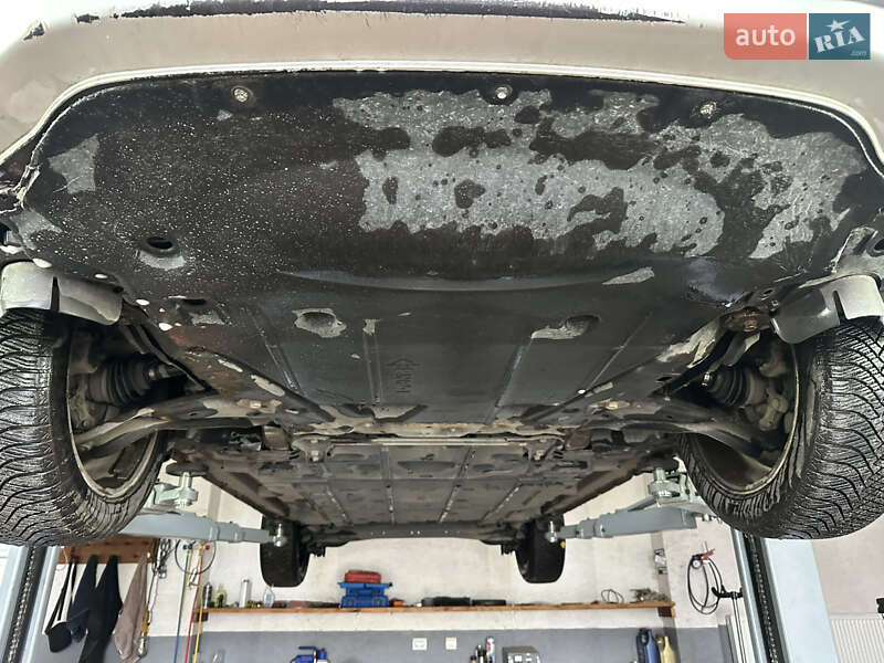 Хетчбек Nissan Leaf 2015 в Сокалі фото 33 Хетчбек Nissan Leaf 2015 в Сокалі