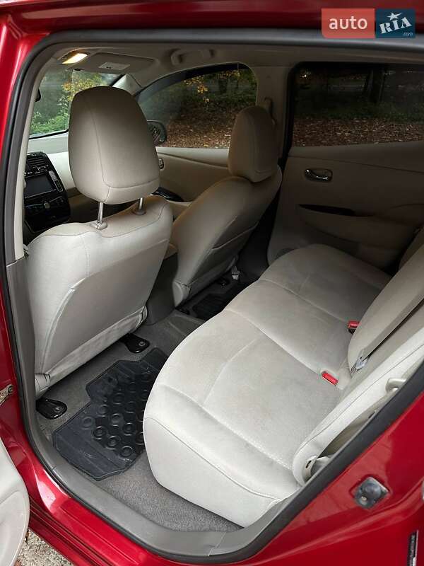 Хэтчбек Nissan Leaf 2011 в Львове фото 10 Хэтчбек Nissan Leaf 2011 в Львове