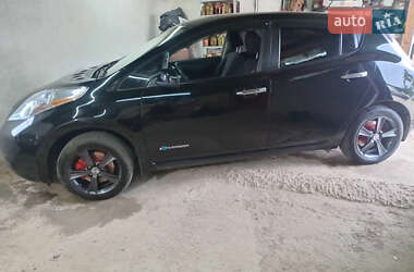 Хетчбек Nissan Leaf 2016 в Житомирі