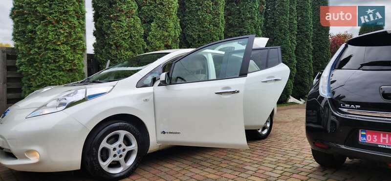 Хэтчбек Nissan Leaf 2014 в Ровно фото 4 Хэтчбек Nissan Leaf 2014 в Ровно