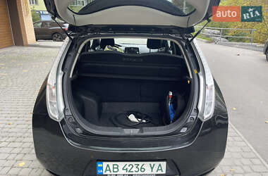 Хэтчбек Nissan Leaf 2014 в 