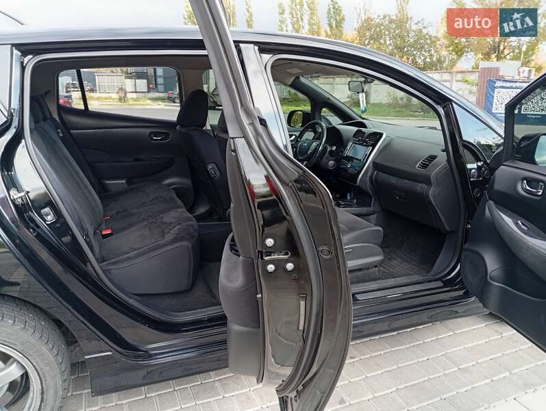 Хетчбек Nissan Leaf 2014 в Одесі