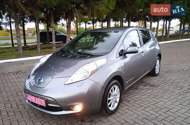 Хэтчбек Nissan Leaf 2015 в Ровно