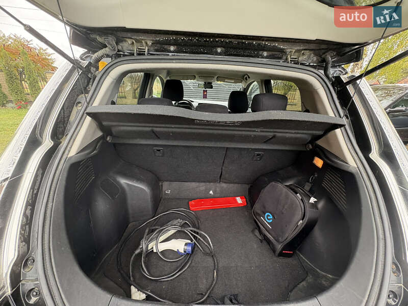 Хетчбек Nissan Leaf 2014 в Луцьку фото 17 Хетчбек Nissan Leaf 2014 в Луцьку