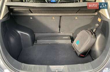 Хэтчбек Nissan Leaf 2013 в 
