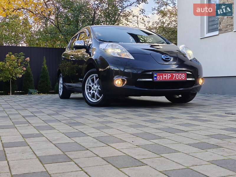 Хэтчбек Nissan Leaf 2014 в Ивано-Франковске