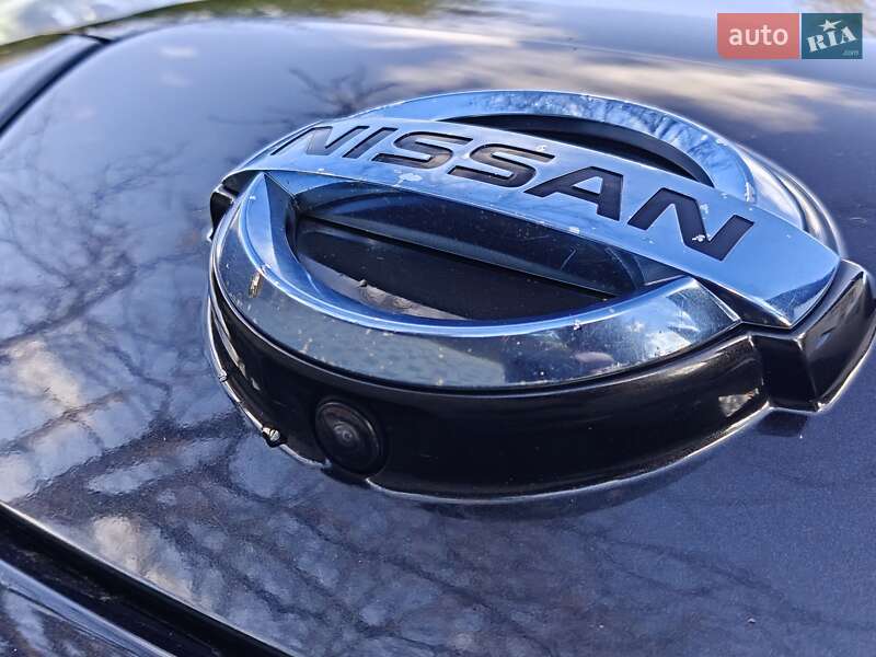 Хэтчбек Nissan Leaf 2014 в Ивано-Франковске