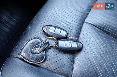 Хэтчбек Nissan Leaf 2014 в 
