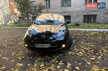 Хетчбек Nissan Leaf 2012 в Рівному