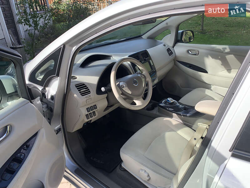 Хэтчбек Nissan Leaf 2012 в Львове фото 10 Хэтчбек Nissan Leaf 2012 в Львове