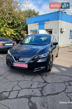 Хэтчбек Nissan Leaf 2019 в Кривом Роге