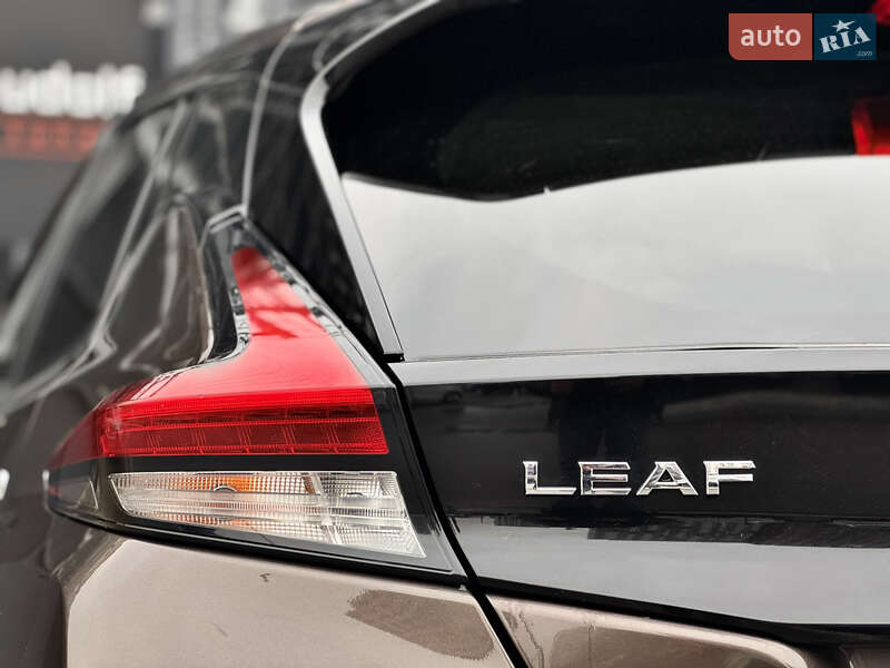 Хэтчбек Nissan Leaf 2018 в Киеве