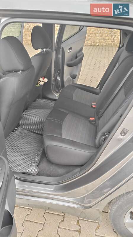 Хэтчбек Nissan Leaf 2019 в Одессе фото 14 Хэтчбек Nissan Leaf 2019 в Одессе