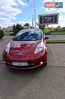 Хетчбек Nissan Leaf 2016 в Виноградові