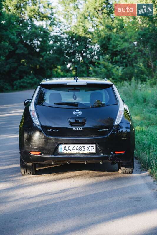 Хэтчбек Nissan Leaf 2015 в Киеве фото 7 Хэтчбек Nissan Leaf 2015 в Киеве
