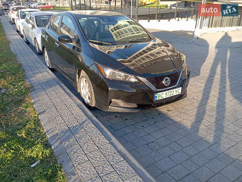 Хэтчбек Nissan Leaf 2020 в Львове фото 5 Хэтчбек Nissan Leaf 2020 в Львове
