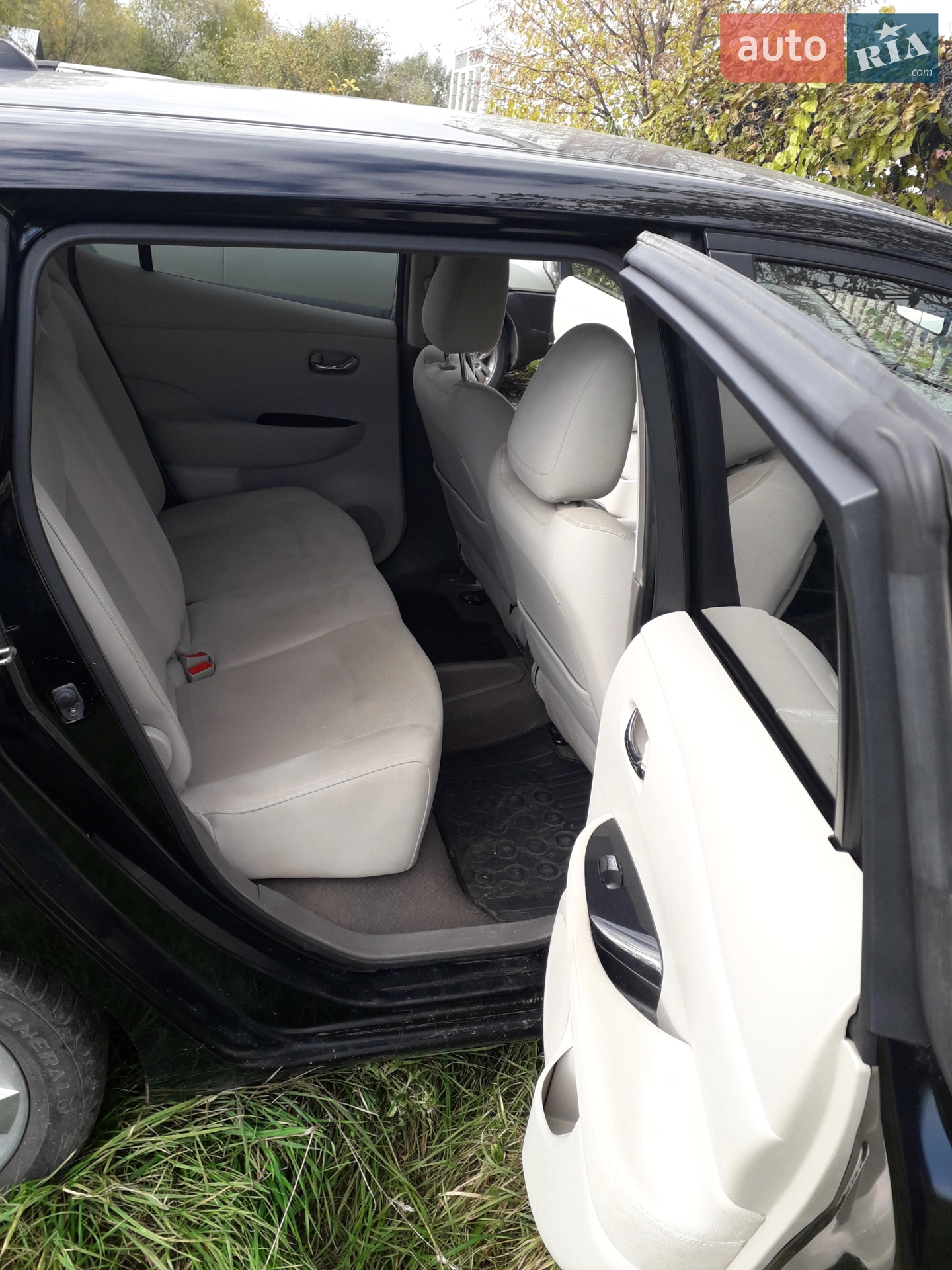 2012 Nissan Leaf - мініатюра 3