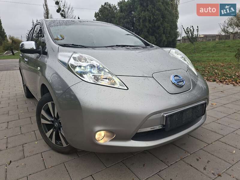 Хэтчбек Nissan Leaf 2016 в Виннице