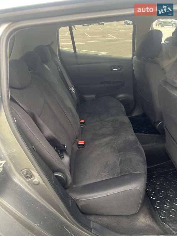 Хетчбек Nissan Leaf 2014 в Житомирі