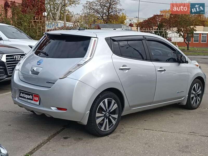 Хетчбек Nissan Leaf 2016 в Харкові