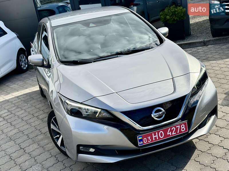 Хетчбек Nissan Leaf 2018 в Дніпрі фото 3 Хетчбек Nissan Leaf 2018 в Дніпрі