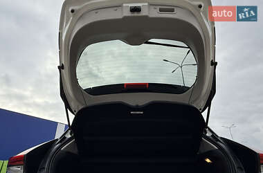 Хэтчбек Nissan Leaf 2020 в 