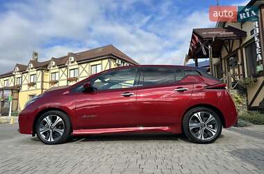 Хэтчбек Nissan Leaf 2018 в 