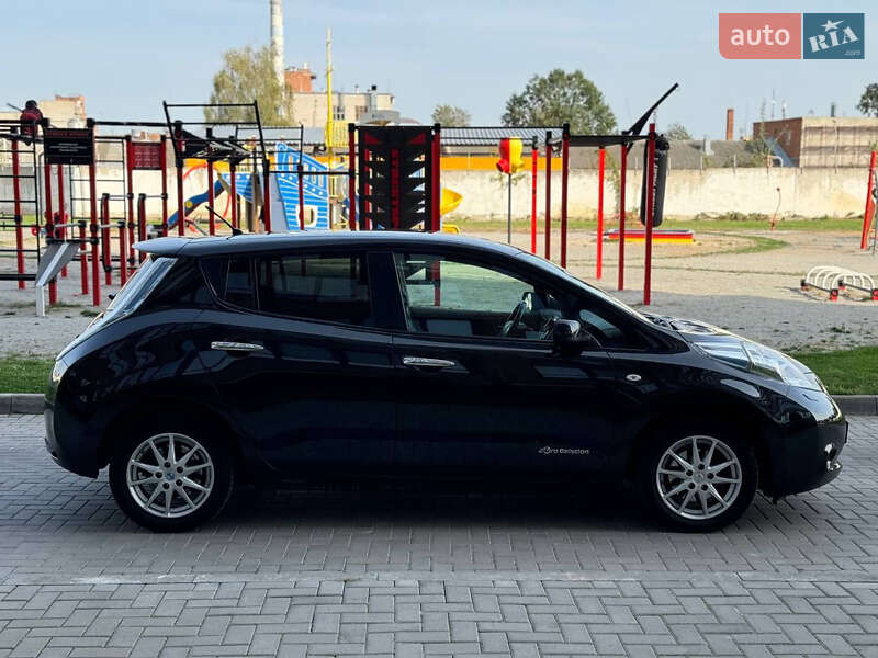 Хэтчбек Nissan Leaf 2014 в Житомире фото 3 Хэтчбек Nissan Leaf 2014 в Житомире