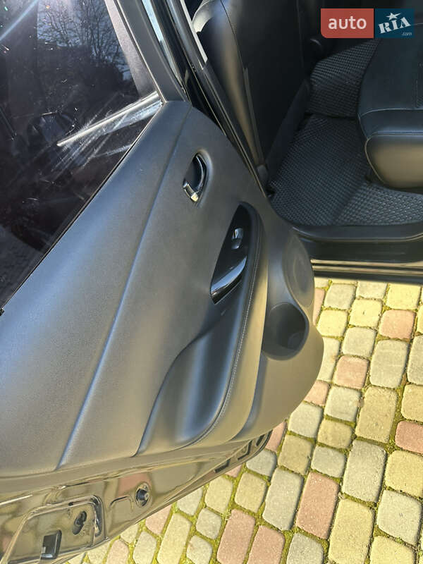 Хэтчбек Nissan Leaf 2013 в Самборе