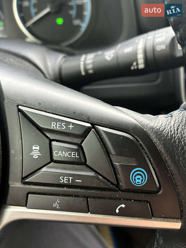 Хэтчбек Nissan Leaf 2021 в Киеве фото 28 Хэтчбек Nissan Leaf 2021 в Киеве