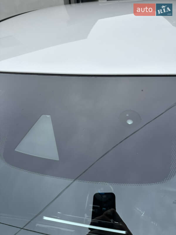 Хэтчбек Nissan Leaf 2019 в Хусте