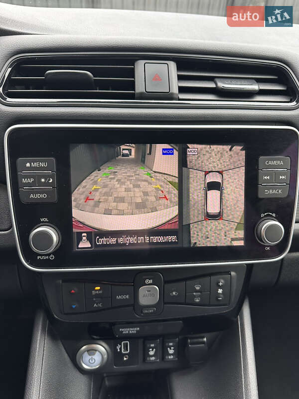 Хэтчбек Nissan Leaf 2019 в Хусте