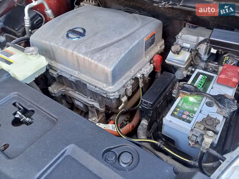 Хэтчбек Nissan Leaf 2013 в Белгороде-Днестровском фото 69 Хэтчбек Nissan Leaf 2013 в Белгороде-Днестровском